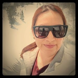 Meet your Posher, Denisse